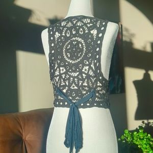 Vintage Rare Y2K 00s Free People Crochet Cropped Denim Vest